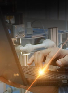 PROGRAMMĒJAMIE LOĢIKAS KONTROLLERI (PLC), FREKVENCES PĀRVEIDOTĀJI UN CILVĒKA-MAŠĪNAS SASKARNES (HMI) <br> (3. līmenis)